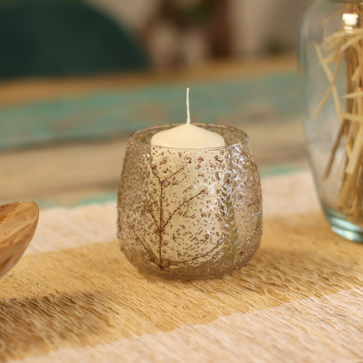 Natural Floral Glass Straight Candle Holder - Pino - 10x9cm