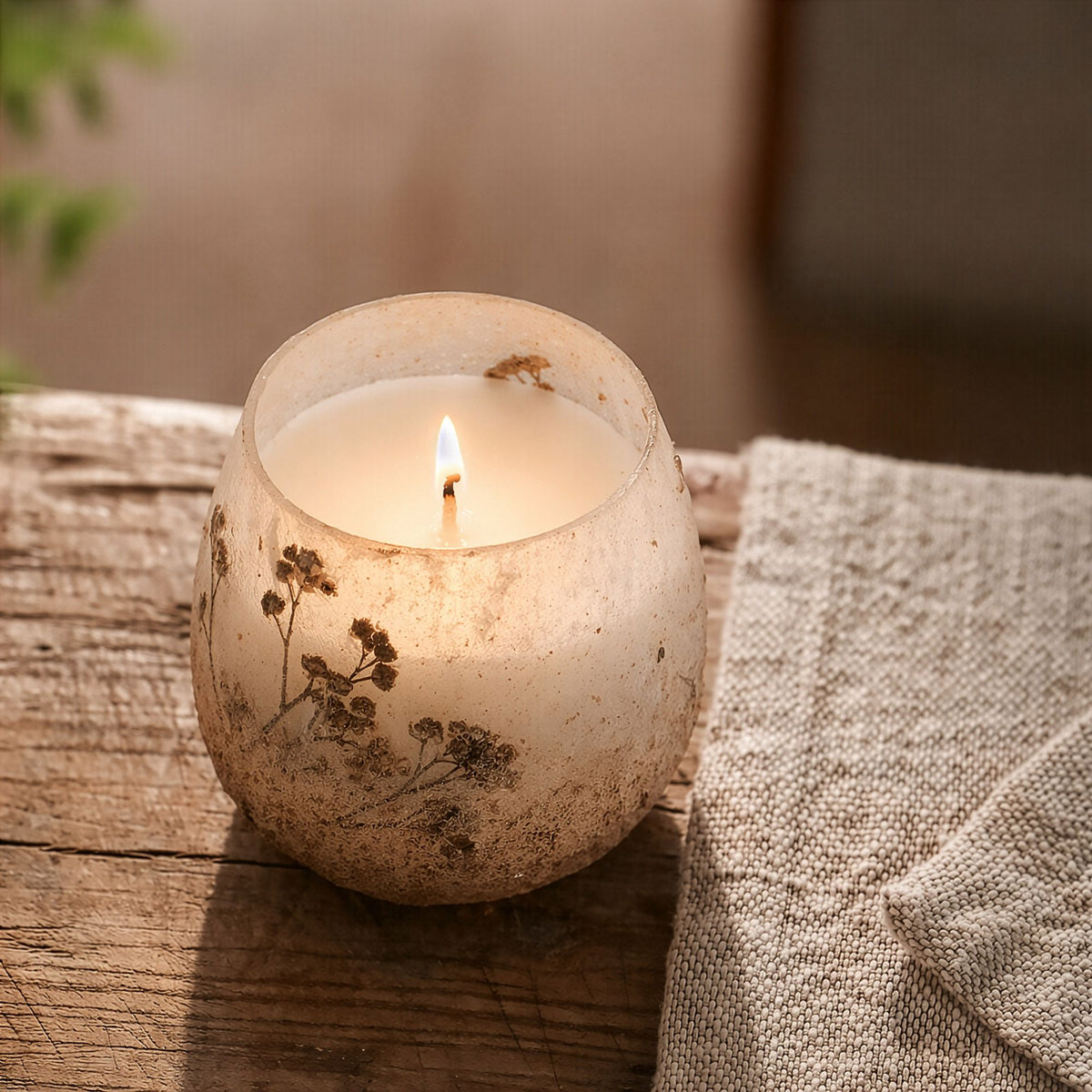 Small Glass Jar Candle - Wildlight Woods | 8x8x8cm